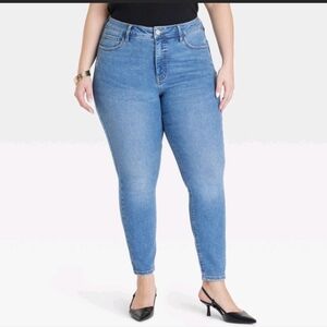 Women's High-Rise Skinny Jeans - Ava & Viv Medium Wash 20